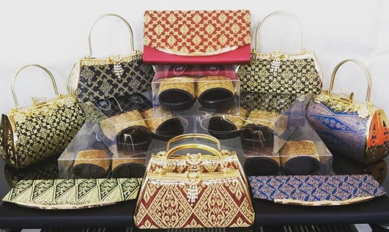 Oleh Oleh - Sumatera Barat Kerajinan Tas Minangkabau