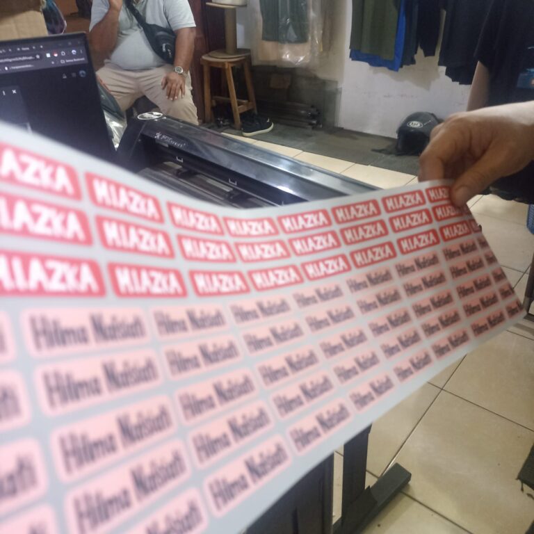 Stiker Sablon DTF - Stiker Label Nama Baju Partnersablon