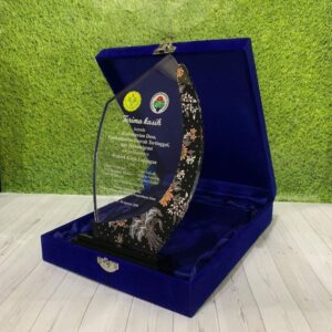 Plakat Wisuda Kotak