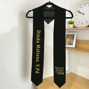 Selempang wisuda